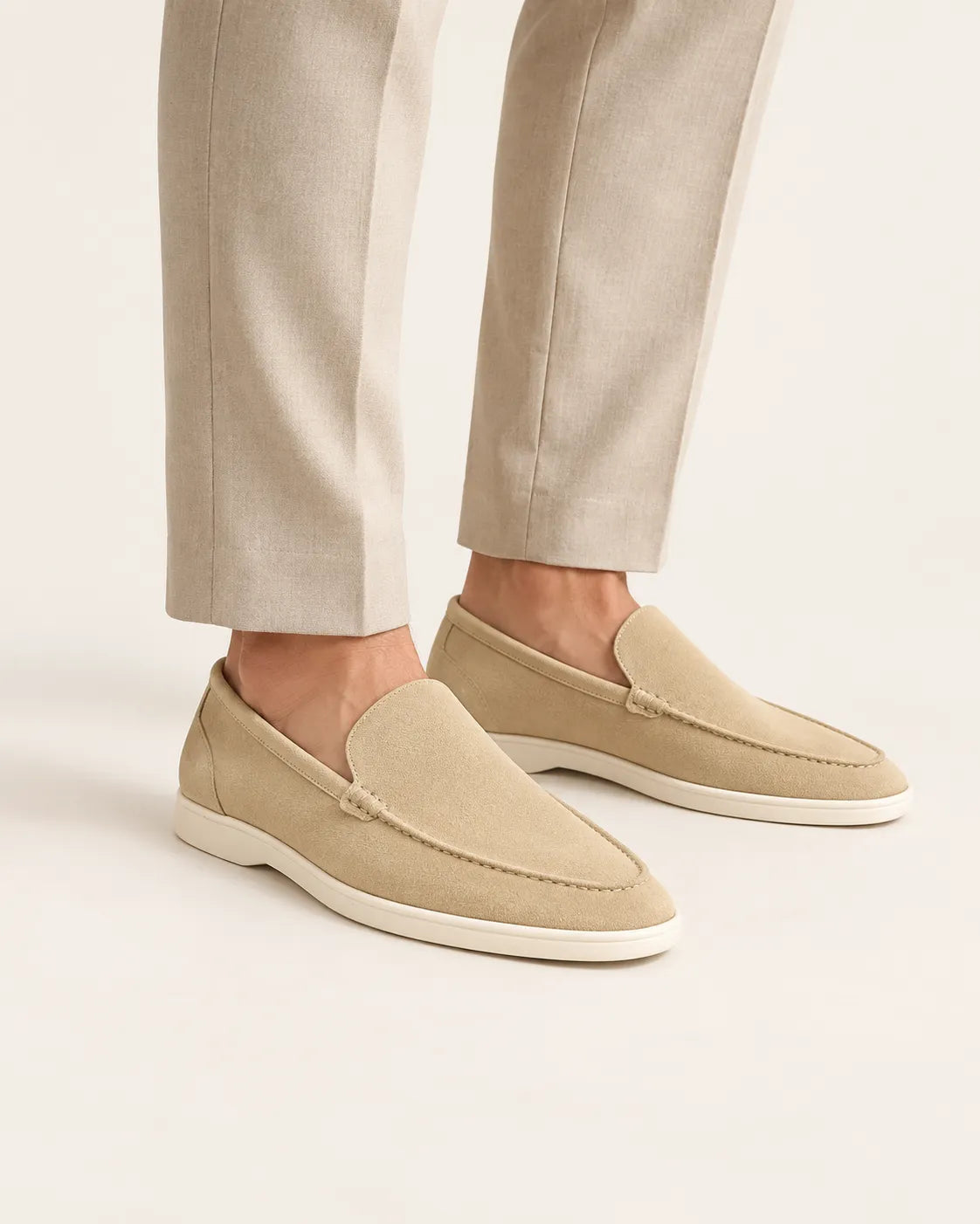Beige | Mocasines slip-on efecto ante – puestos